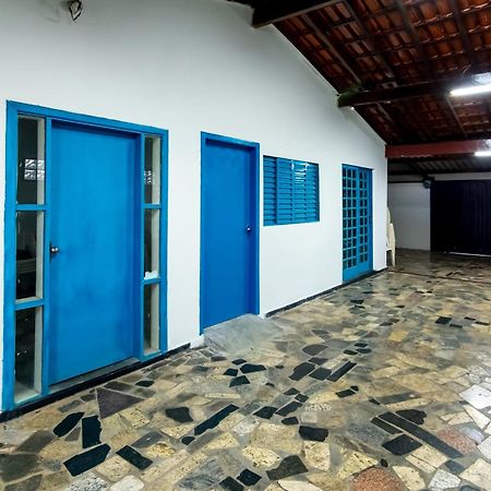 Pousada Roosevelt Quarto 04 - Pousada Central Prox Rodoviaria E Dist Industrial Hotel Uberlândia Exterior foto